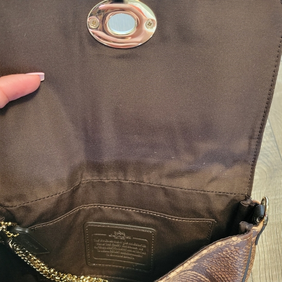 Coach purse - Picture 3 of 3